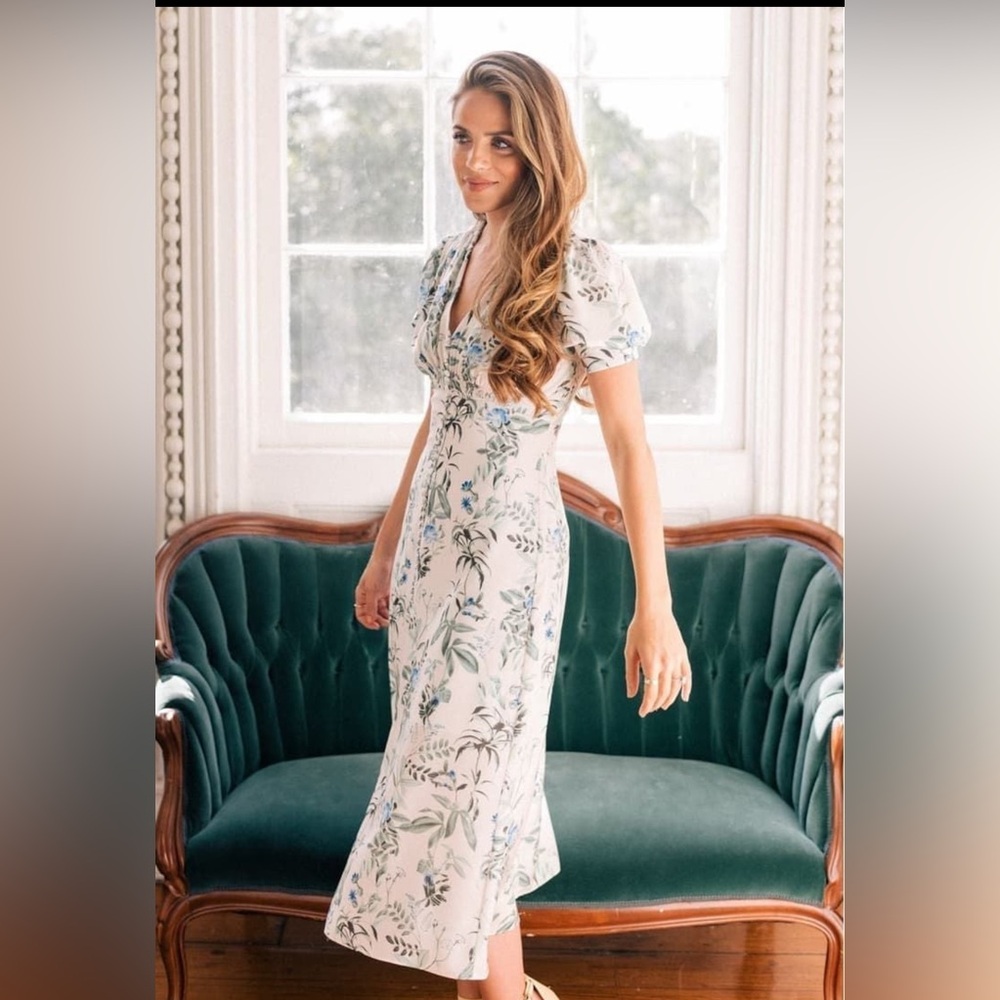 GAL MEETS GLAM | Lauren Botanical Garden Print Midi Dress | 16